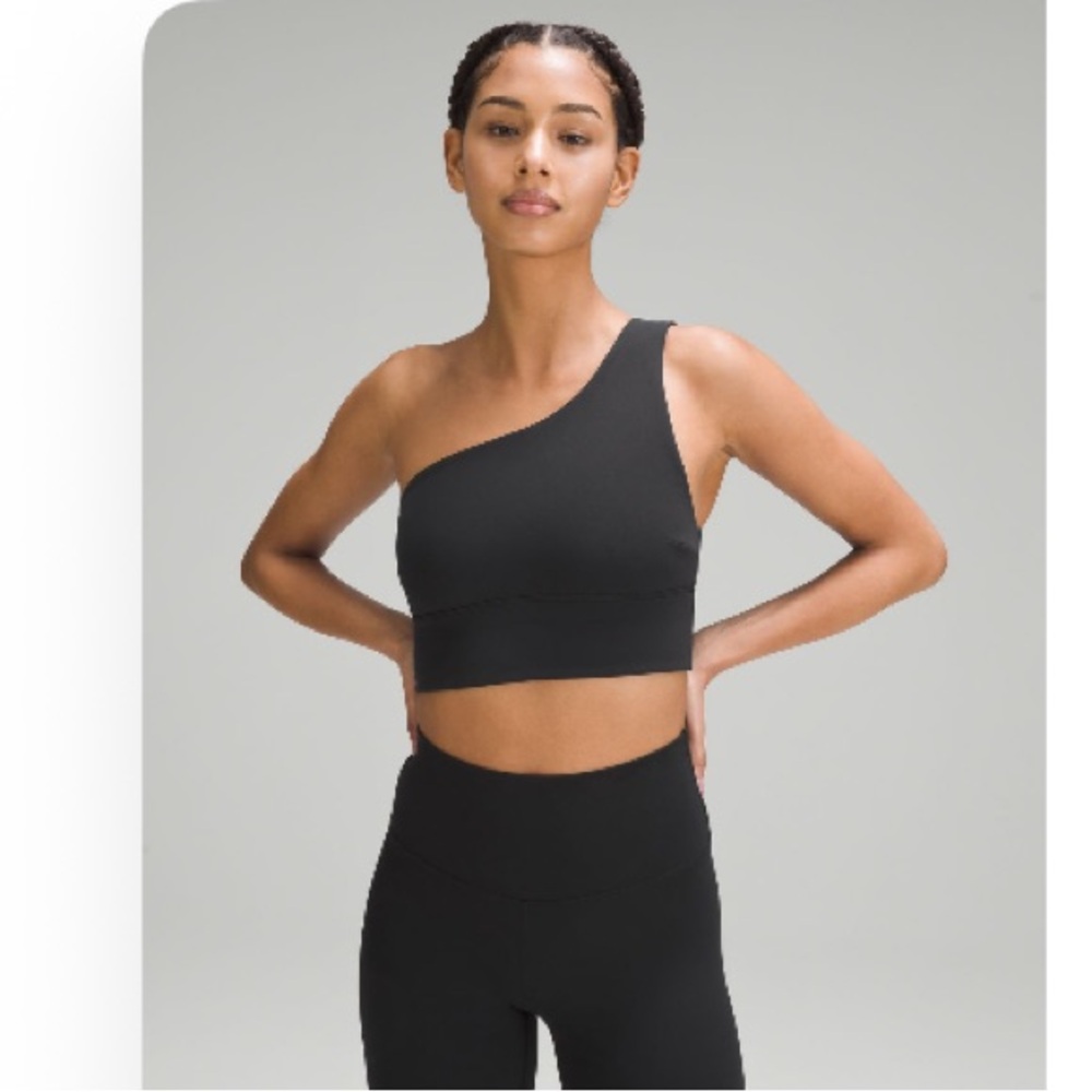 Lululemon Align Asymmetrical Bra in Black - Size 8 - Light Support